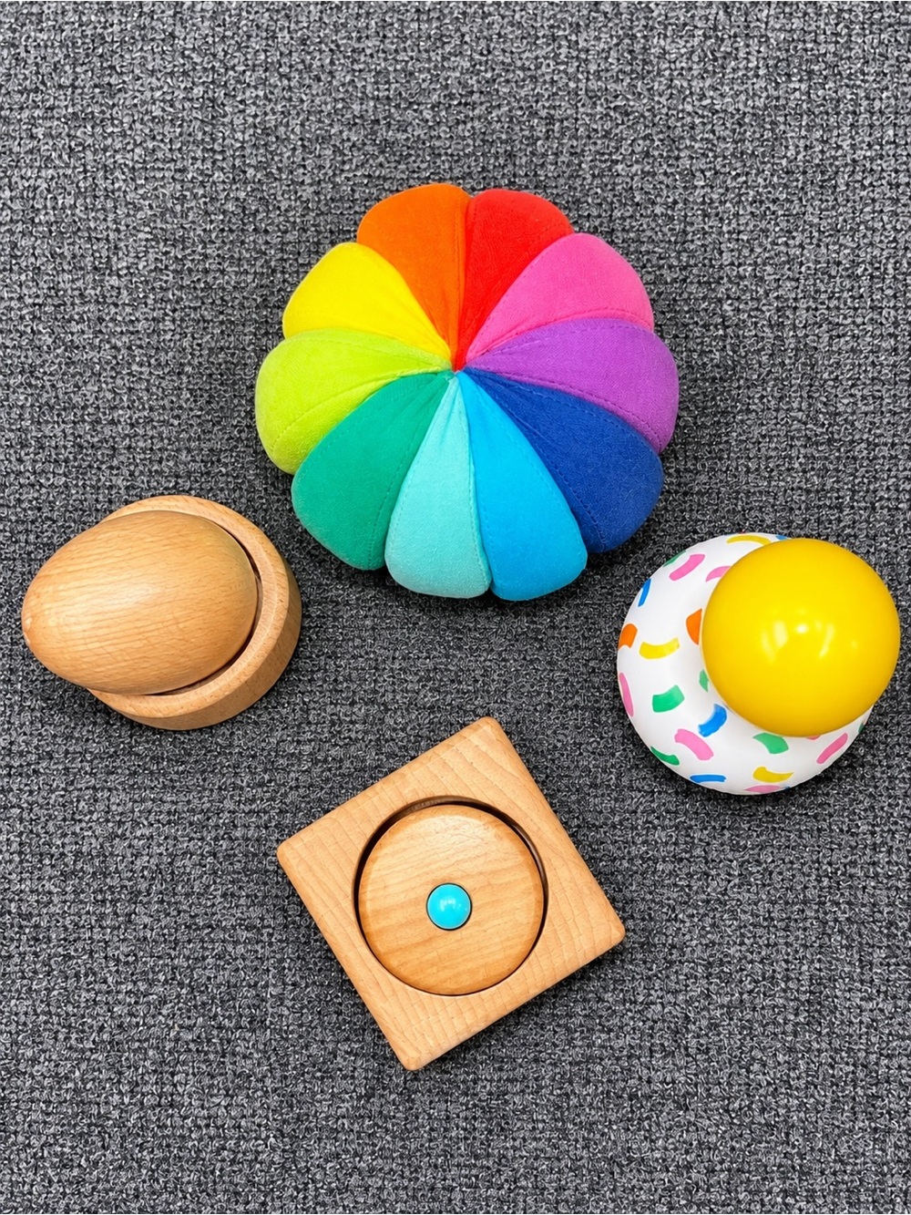 LOVEVERY Set of Toys